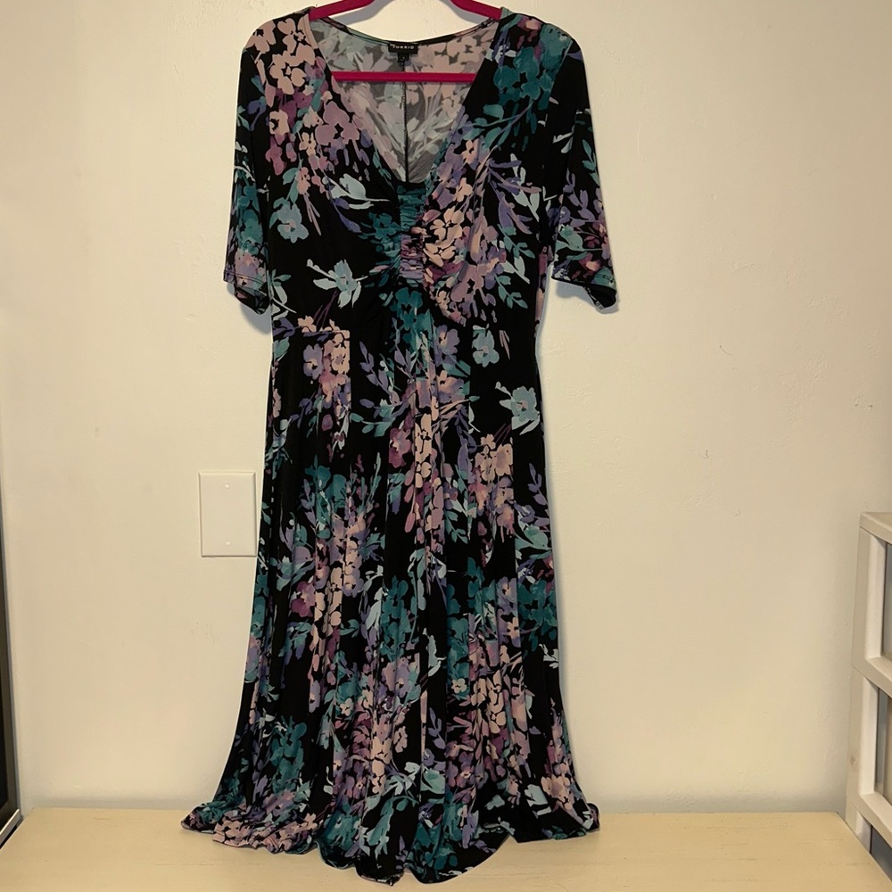 Torrid Black Floral V-Neck Midi Dress
